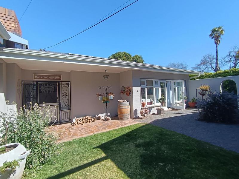 5 Bedroom Property for Sale in Bergsig Eastern Cape